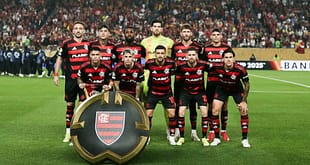 Narrador italiano ‘se derrete’ pelo Flamengo durante Mundial de Clubes: “Time mais vitorioso do Brasil”