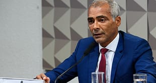 Senador Romário é condenado a pagar indenização de R$ 2 milhões por fraude