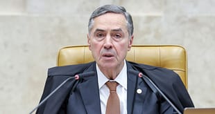 Barroso encerra sessão e diz que julgamento de Bolsonaro é “divisor de águas”