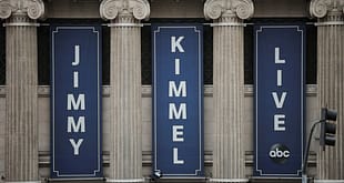Democratas pedem renúncia de chefe da FCC após suspensão de programa de Kimmel
