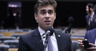 Nikolas aposta em destaque para tentar aprovar anistia a condenados dos atos de 8/1