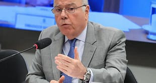 Mauro Vieira vai aos EUA para reunião com Rubio para discutir crise diplomática