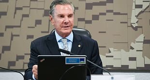 Moraes dá prazo para Collor explicar por que tornozeleira ficou desligada por 36h