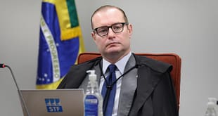 Zanin vota para derrubar lei que prorrogou desoneração, mas mantém reoneração gradual