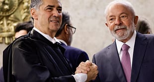 Lula janta com Barroso e pede opinião dele sobre Messias, Pacheco e Bruno Dantas