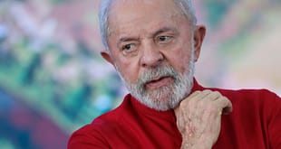 Lula diz que é preciso aprovar a universalização do pé-de-meia