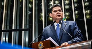 Alcolumbre: Aprovação do PL do IR é passo firme para simplificar sistema tributário