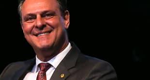 Hambúrguer americano depende da carne brasileira, diz ministro