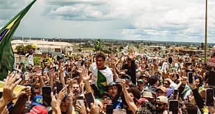 Manifestação de Nikolas por liberdade de Bolsonaro reúne 18 mil em Brasília, diz USP