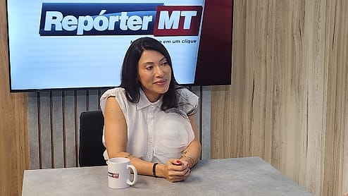 Célia Alves compartilha sua experiência nas redes sociais